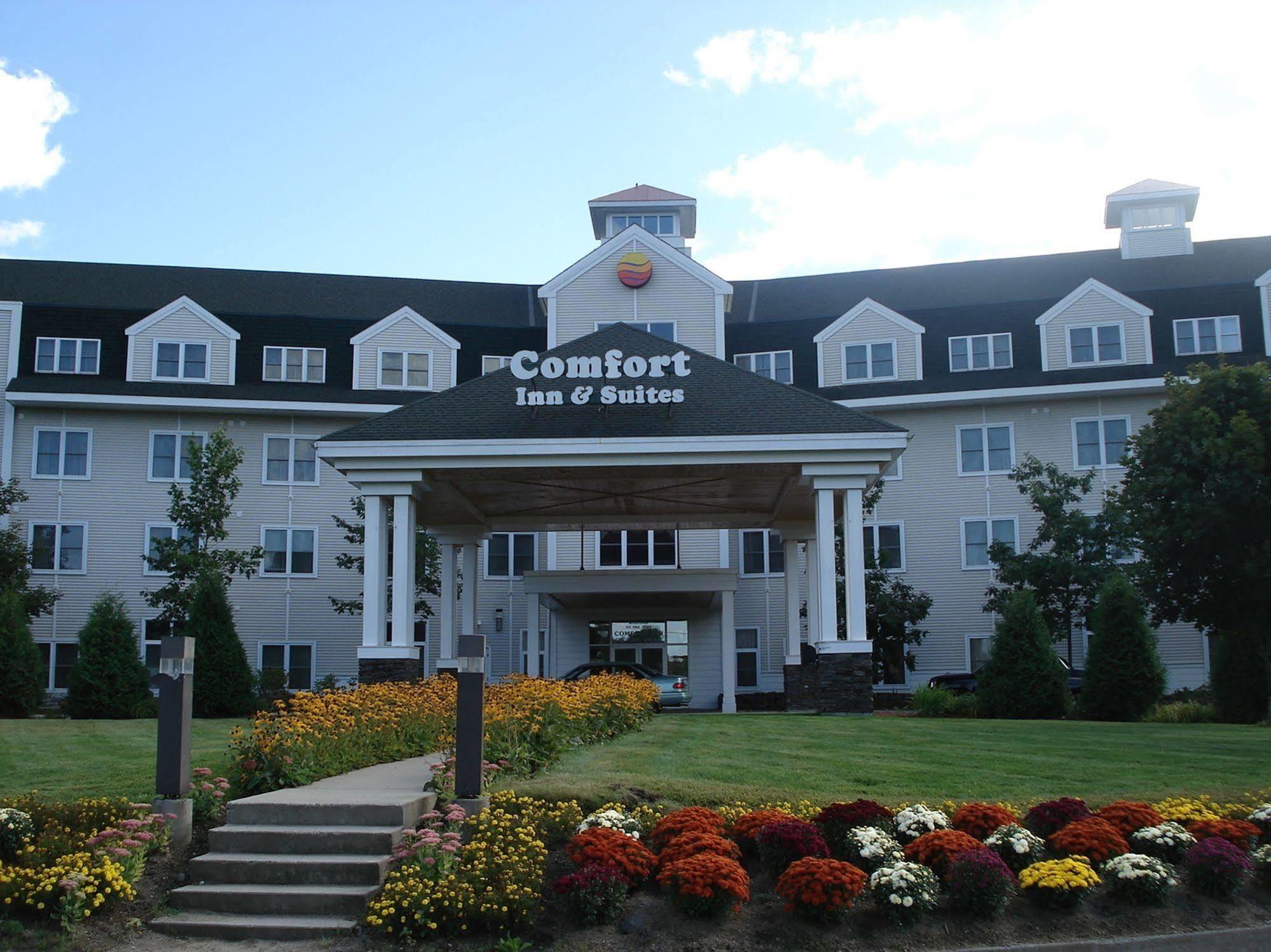 Comfort Inn & Suites Near Burke Mountain Saint Johnsbury Eksteriør billede